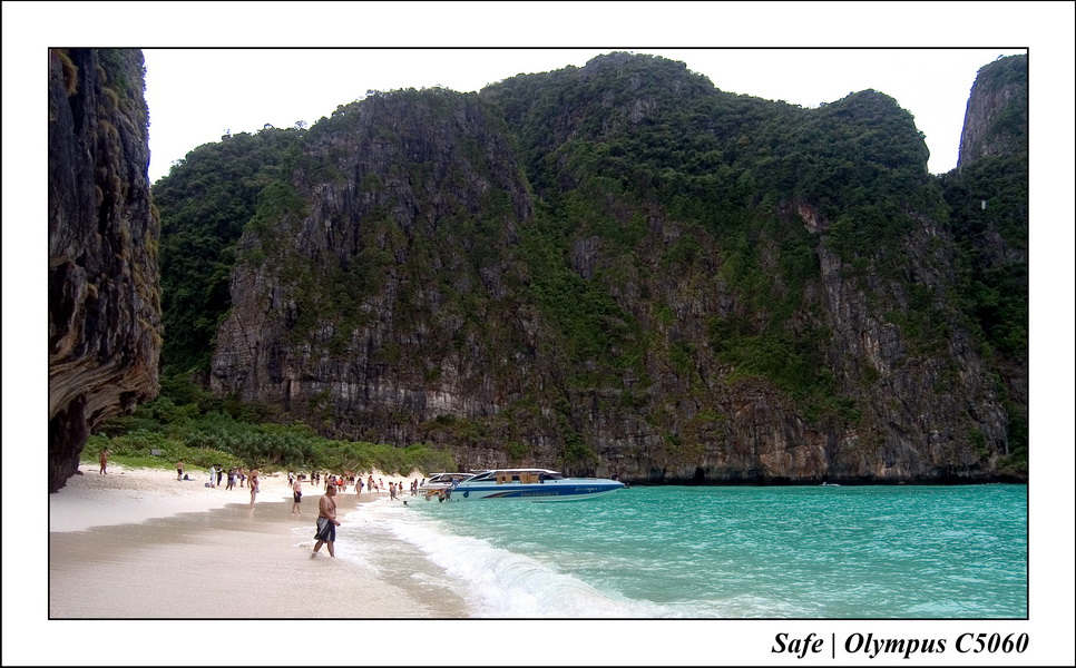 2006 - 07 - Phuket - Ko Phi Phi - Maya Bay 09